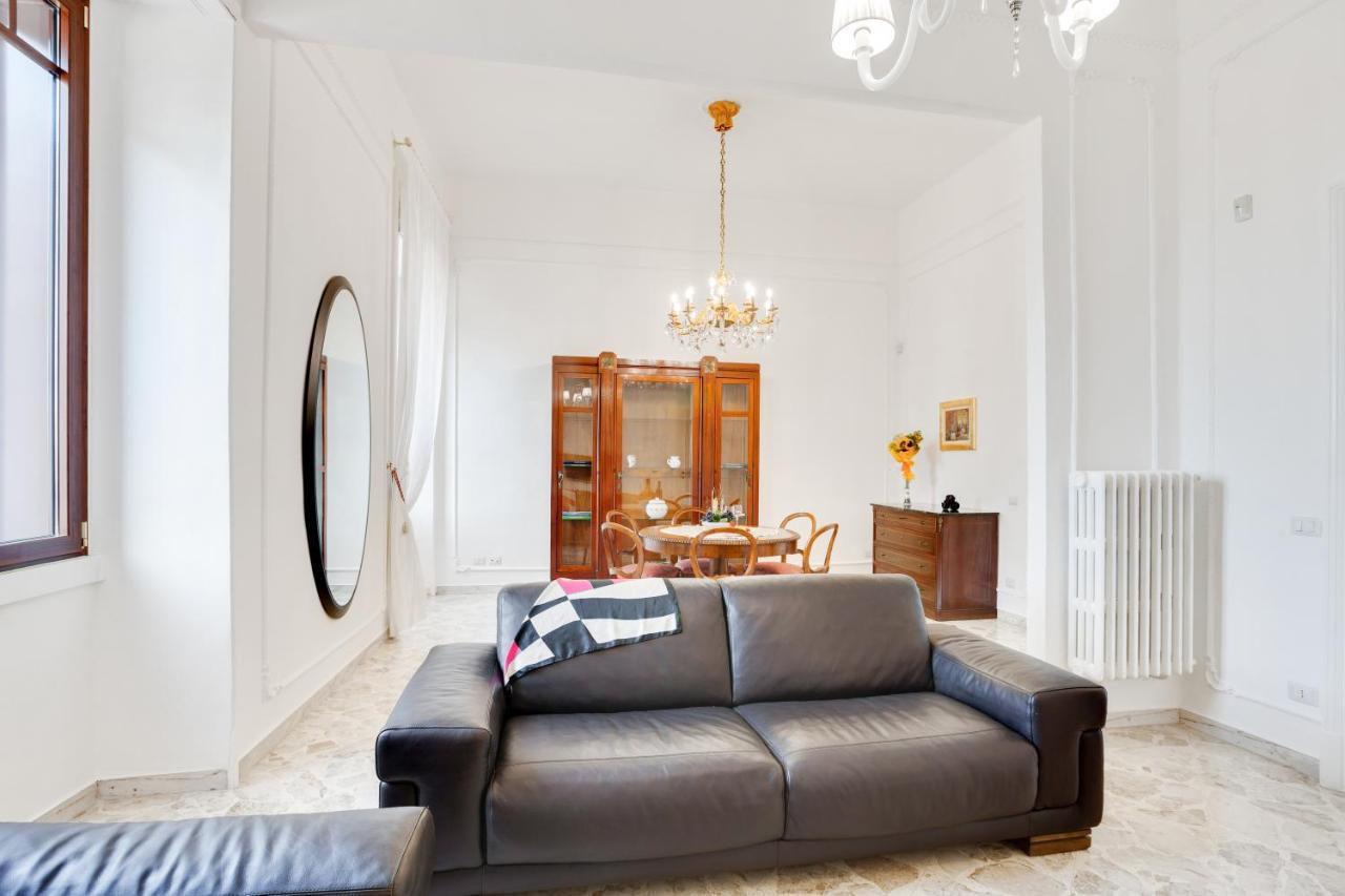 Casa Cinzia Lungomare Exclusive Flat Leilighet Bari Eksteriør bilde